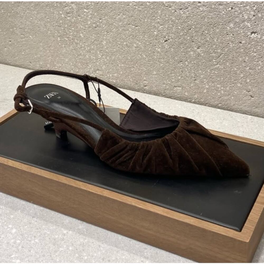 Zara NWT Brown Velvet Ruched Pointed Toe Slingback Kitten Heels 7.5 - Picture 15 of 16